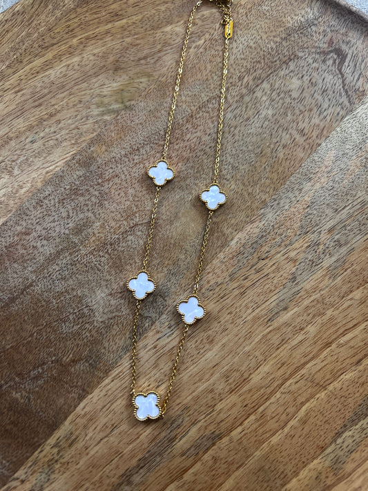 Kleehalsketten 🤍🩷💙🖤